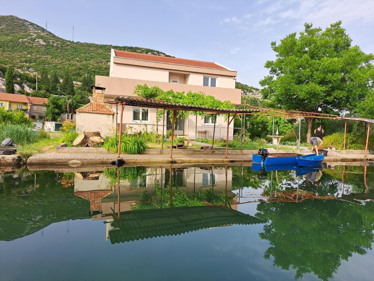 Apartmani Mostina Near River โพลเช ภายนอก รูปภาพ