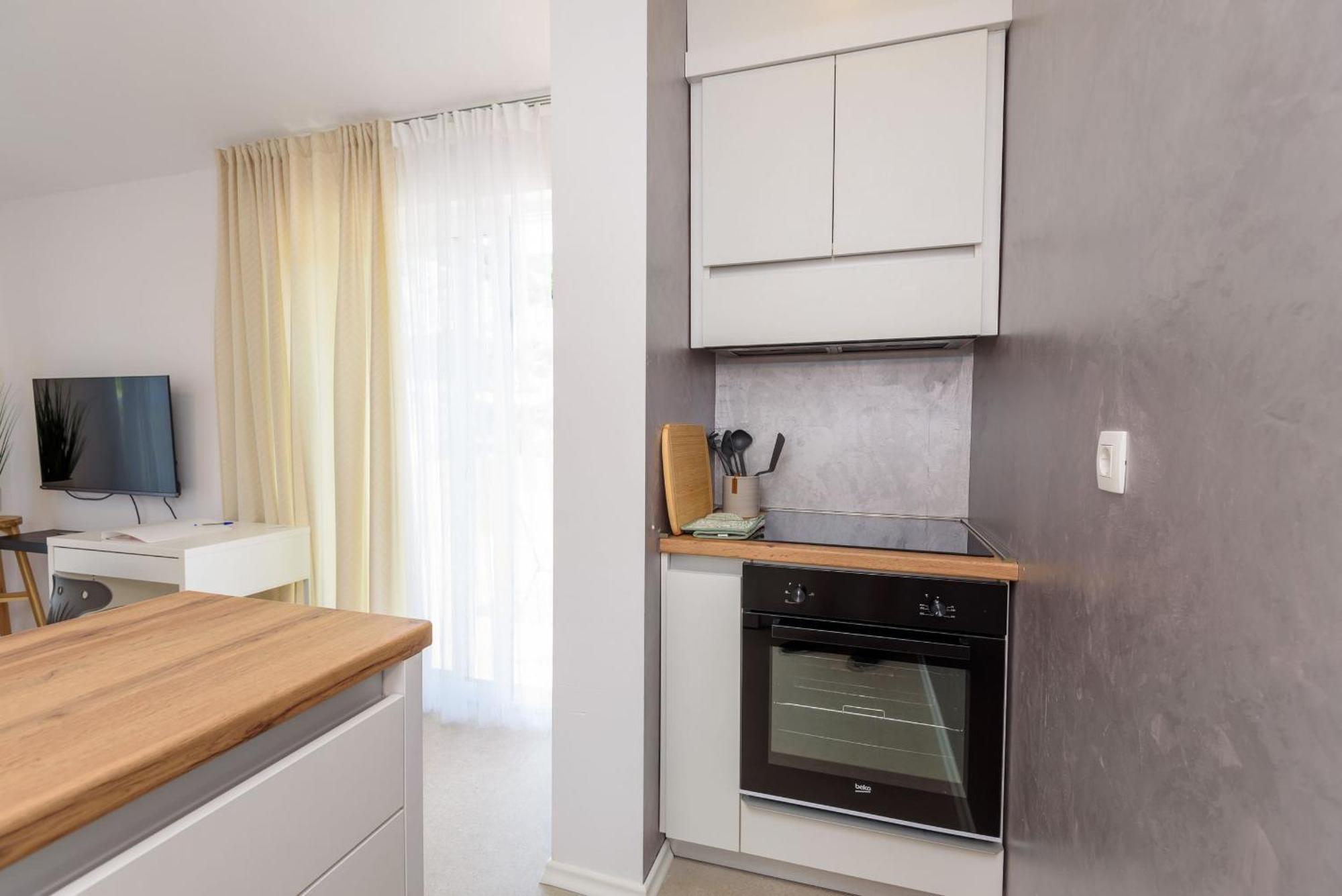 Apartmani Mostina Near River โพลเช ภายนอก รูปภาพ